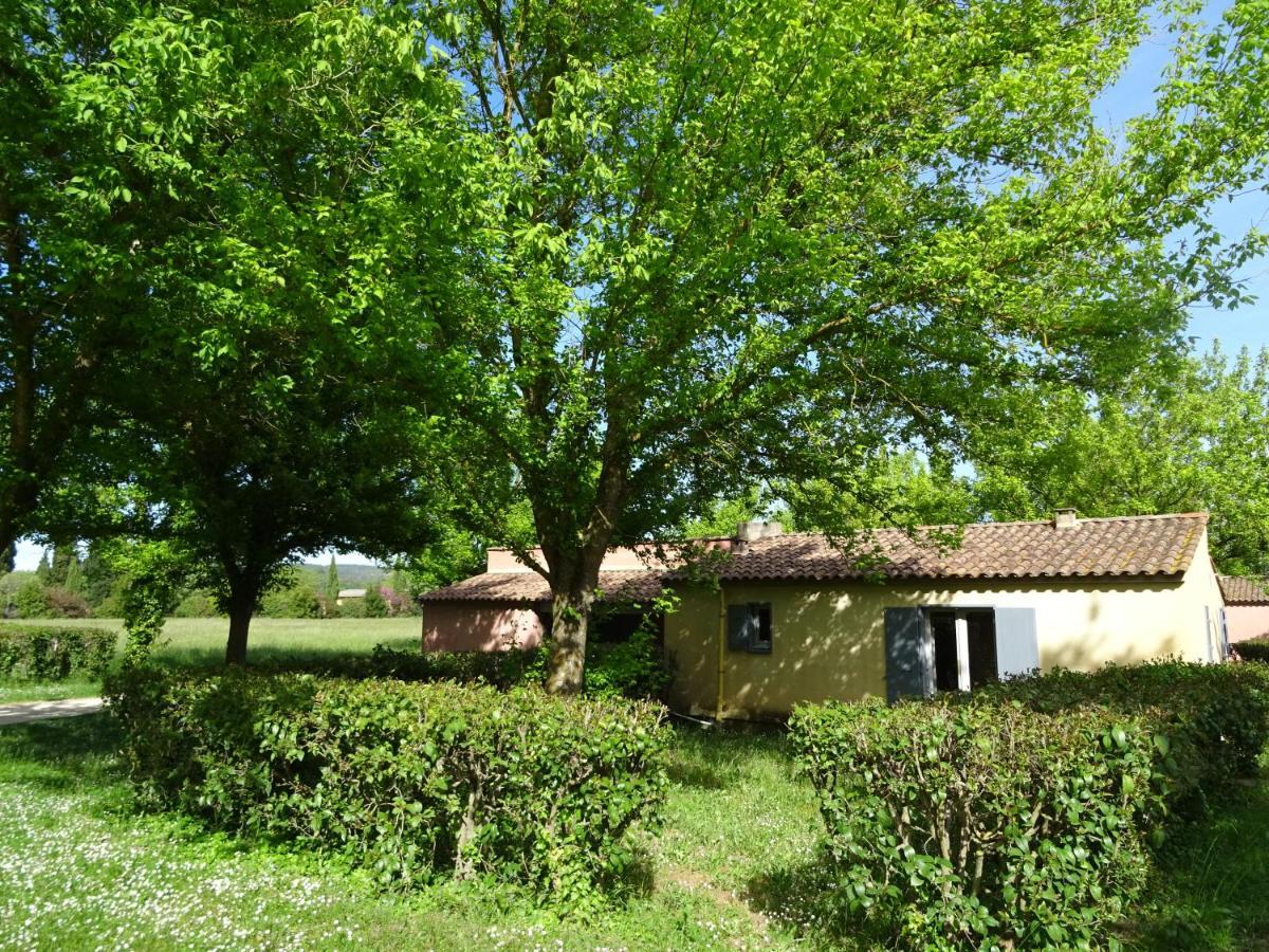 Готель Domaine Le Moulin Neuf Сен-Кантен-ла-Потрі Екстер'єр фото